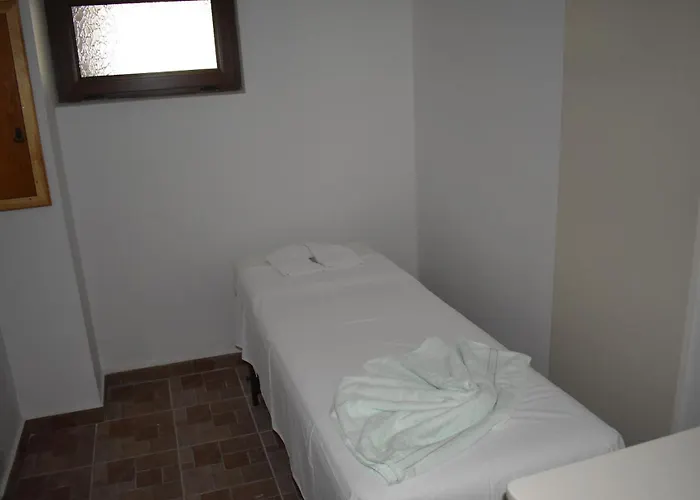 ловна резиденция длс извора Hotel Devin