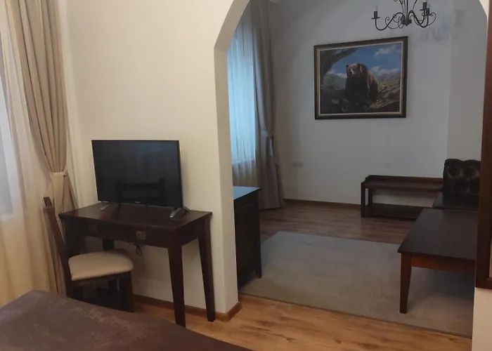 ловна резиденция длс извора 5* Devin